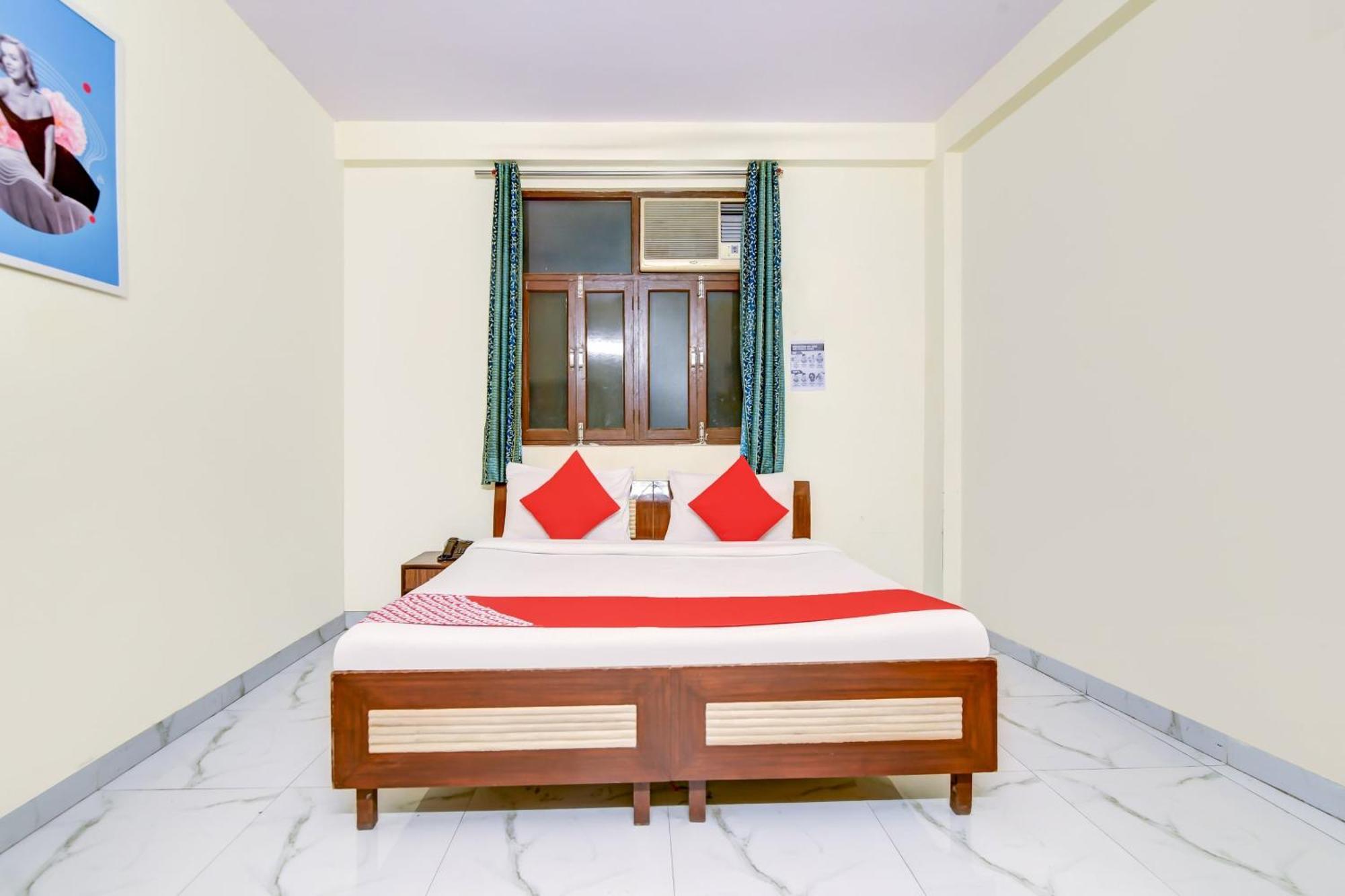 Hotel O 74192 Vishwakarma Palace デリー エクステリア 写真