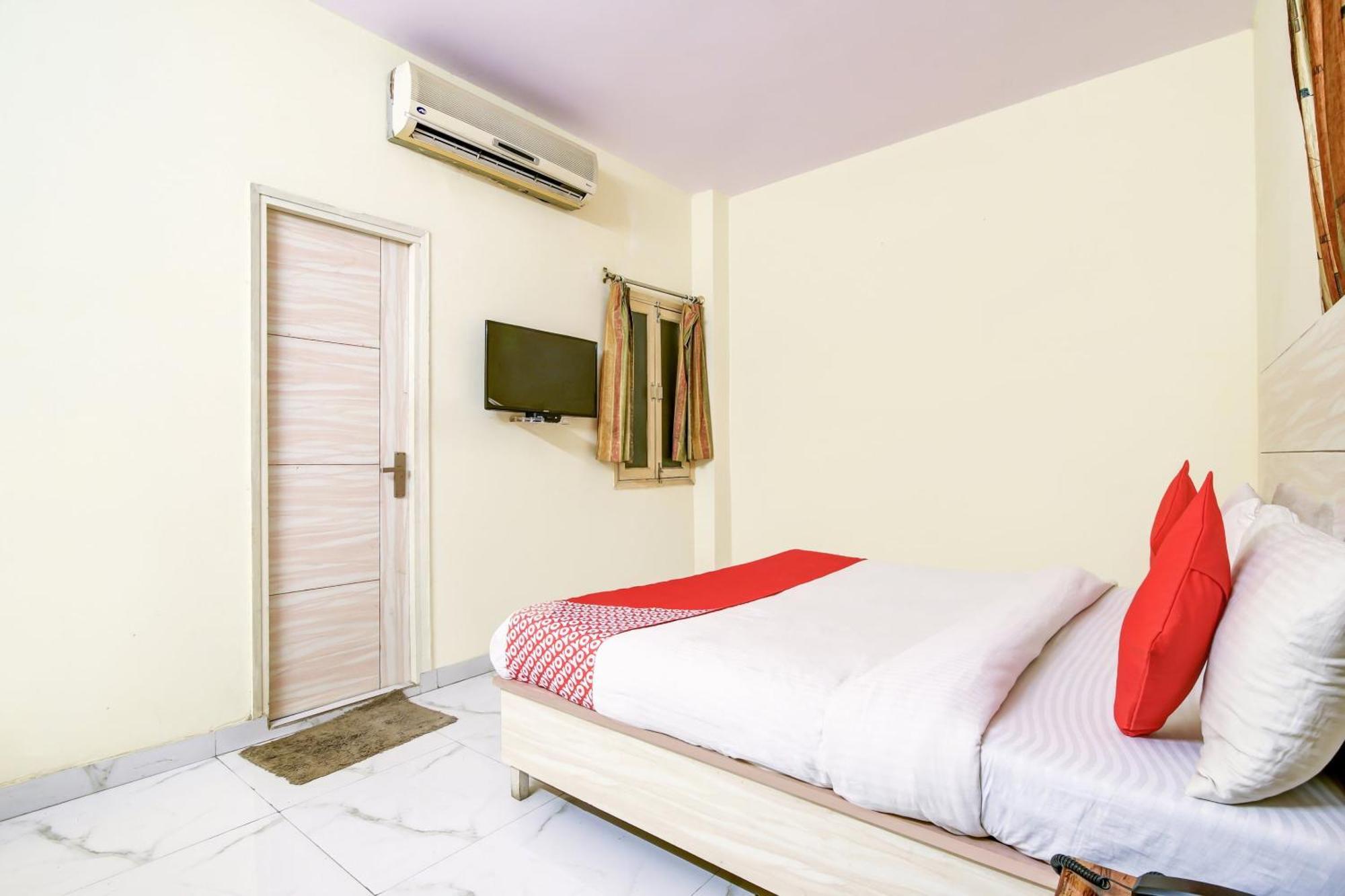 Hotel O 74192 Vishwakarma Palace デリー エクステリア 写真