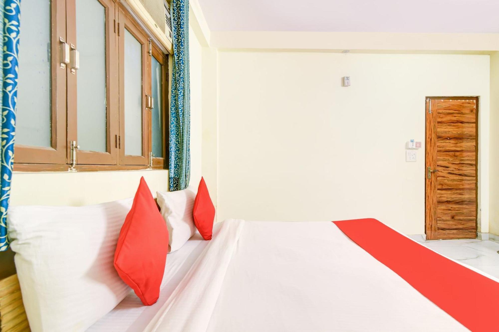 Hotel O 74192 Vishwakarma Palace デリー エクステリア 写真